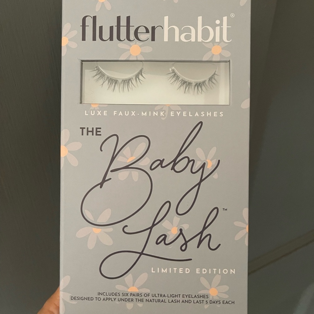 Flutter Habit new Baby Lash! 5 unused new pair, plus black glue used only once.